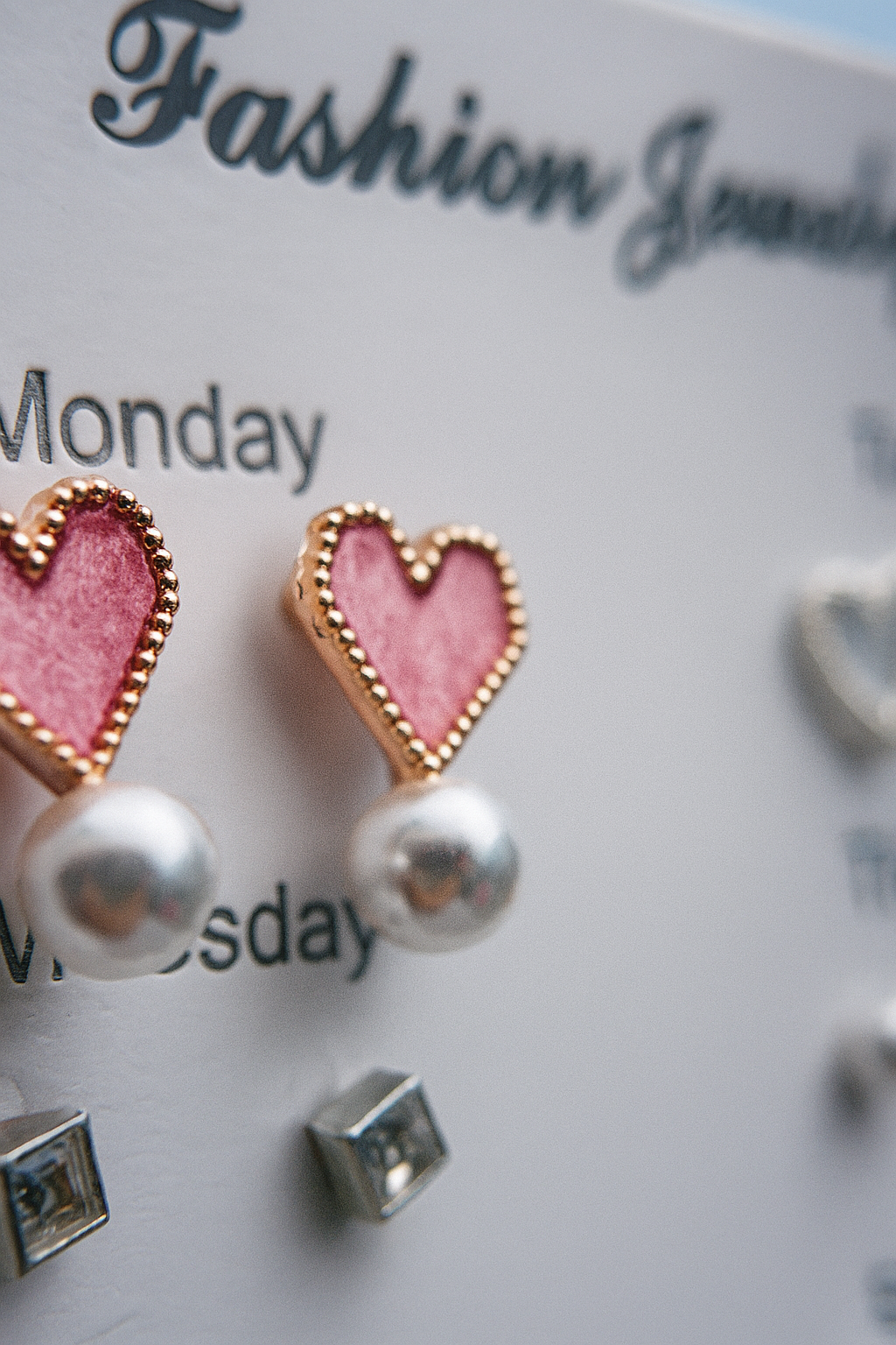 Weekly Earring Set for Girls – 6 Pairs Cute Stud Earrings with Hearts, Bows & Pearls | Fashion Jewelry for Every Day