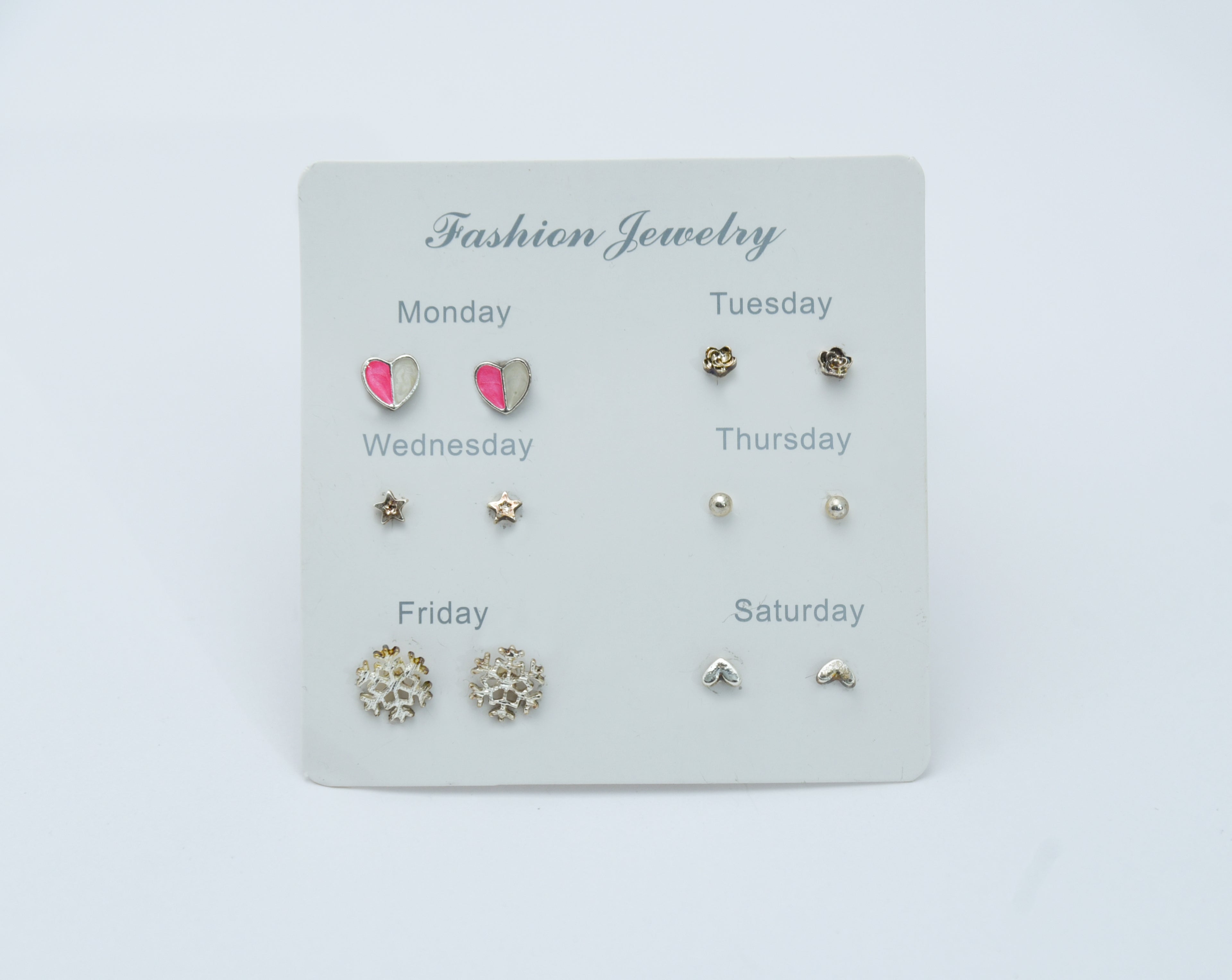 7-Pair Cute Stud Earrings Set for Girls – Weekly Hypoallergenic Earrings with Heart, Star & Snowflake Designs