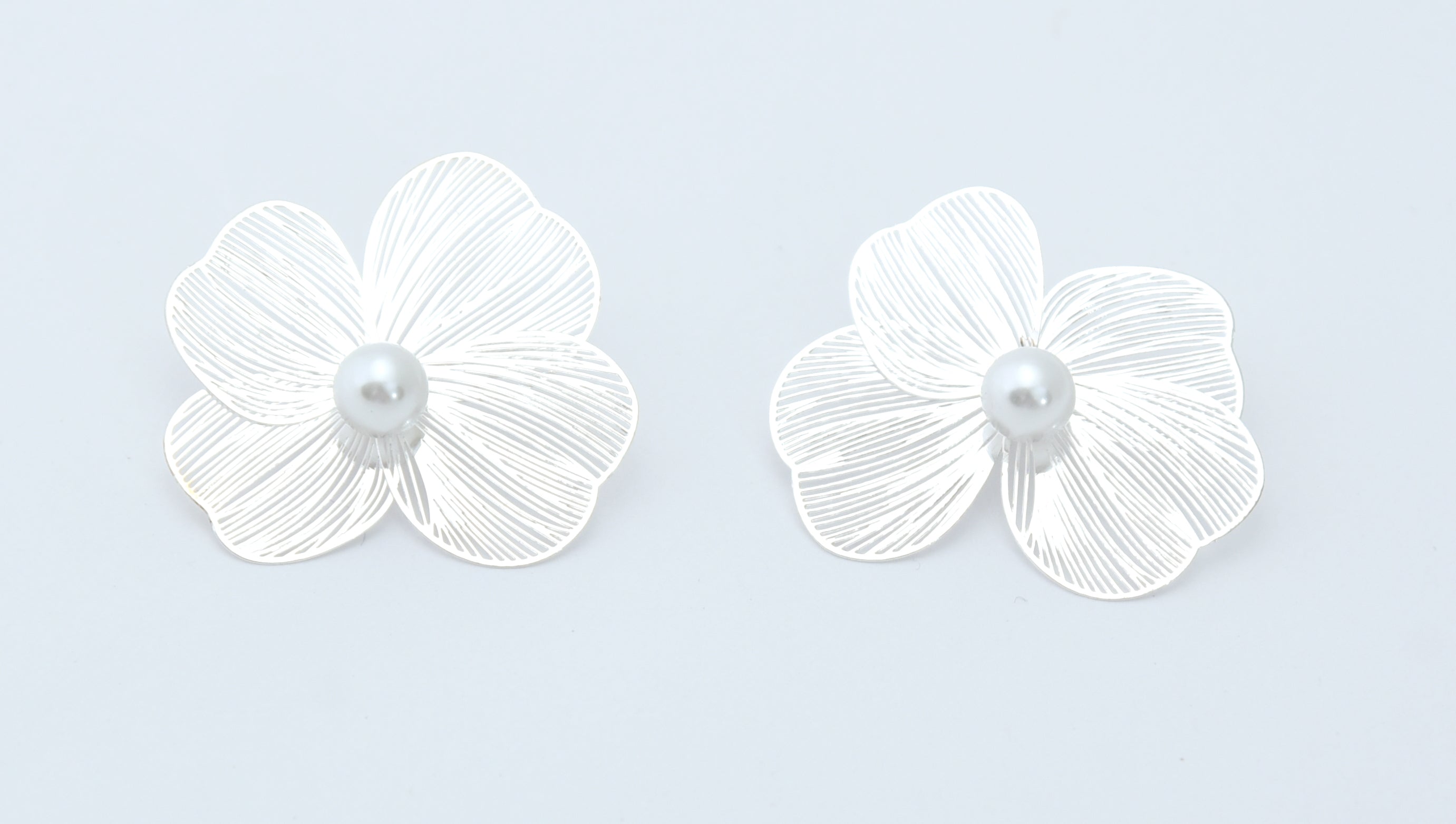 Elegant Floral Pearl Earrings – Delicate Silver Petal Design for Women | Wedding & Bridal Statement Jewelry